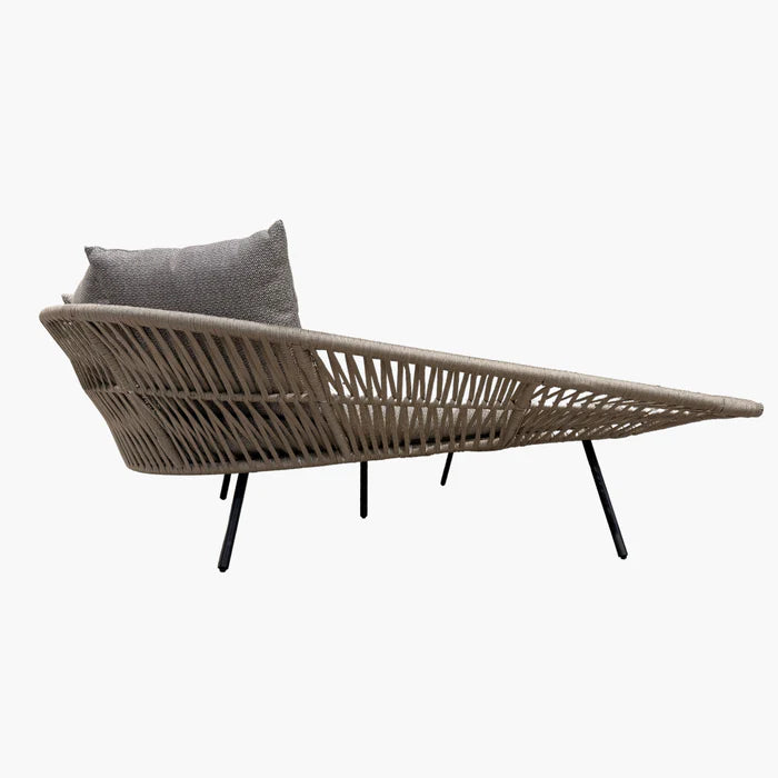 AVA X Outdoor Kollektion